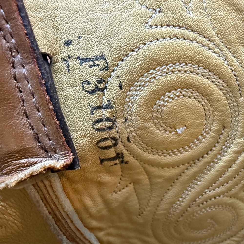Justin Men’s Leather and Snake Skin Western Boots - Picture 14 of 16